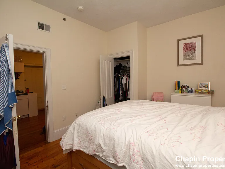 209 Washington St #4 — Photo 24