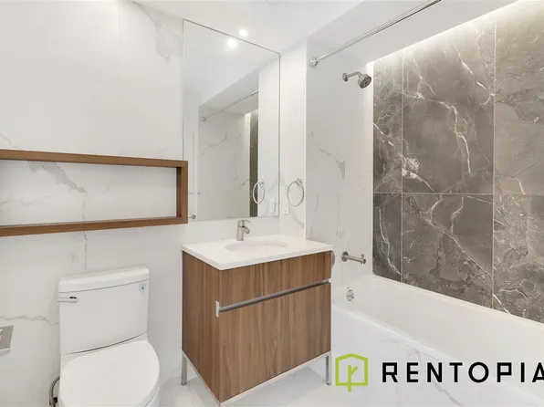 224 East 135th Street image 5 of 28