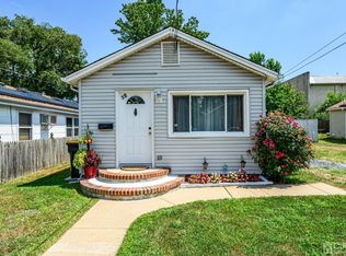 32 Shadyside Ave, South Amboy, NJ 08879