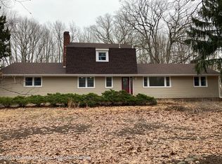 386 Millstone Rd, Millstone Township, NJ 08510