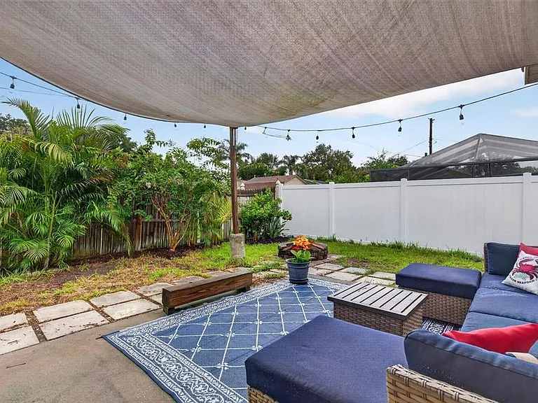 12496 136th Ln — Photo 33