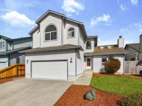 1221 Lonestar Dr, McKinleyville, CA 95519