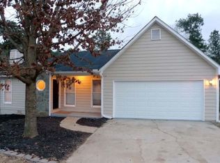 1306 Smokerise Ln, Auburn, GA 30011