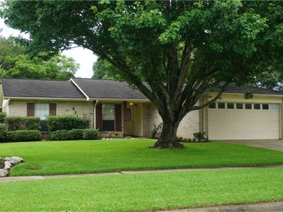 1st image of 6215 Brookdale Dr