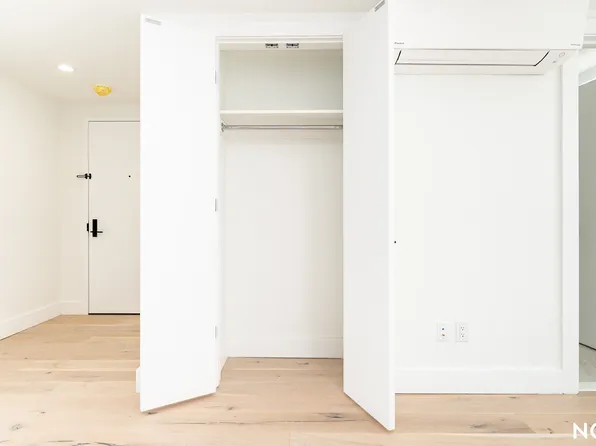 485 Tompkins Avenue image 5 of 13