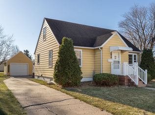 2016 E Oakland Ave, Austin, MN 55912