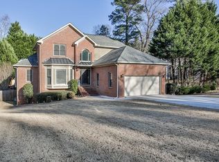 1552 Stonegate Way, Snellville, GA 30078