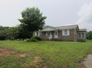 1720 Narrow Paved Rd, Lynchburg, SC 29080