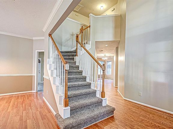 4th image of 3622 Lauderwood Ln