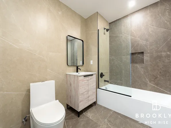 2258 Fulton Street image 6 of 20