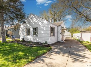 1550 Eggert Rd, Amherst, NY 14226