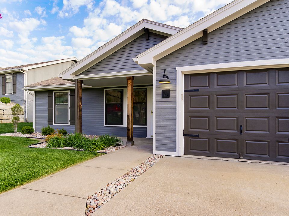 1st image of 18 Wallingford Dr #18