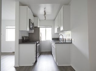 4084 Redwood Ave #8, Los Angeles, CA 90066