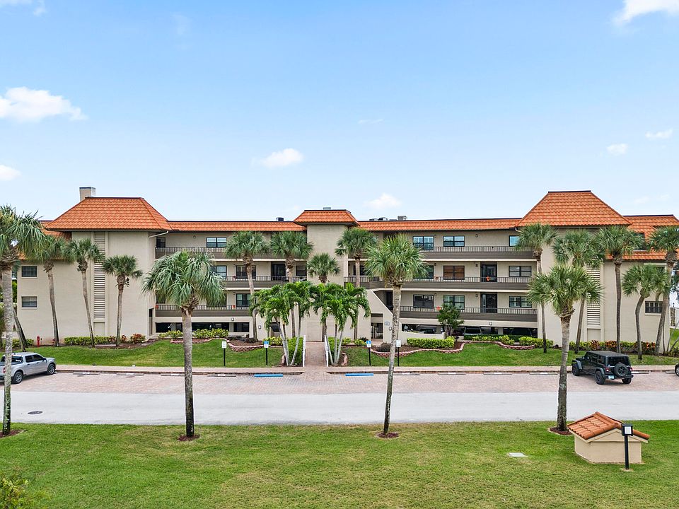 1st image of 18 Marina Isles Blvd APT 102