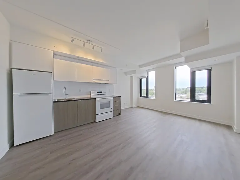 15 Gibbs Rd — Photo 36