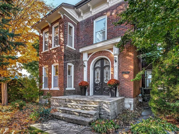25 Picton Main St, Prince Edward County, ON K0K 2T0