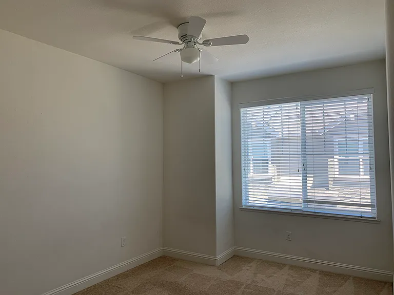18535 Poppy Jasper Ln — Photo 23