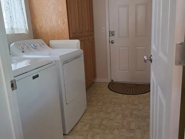 3671 Sandstone Dr — Photo 9