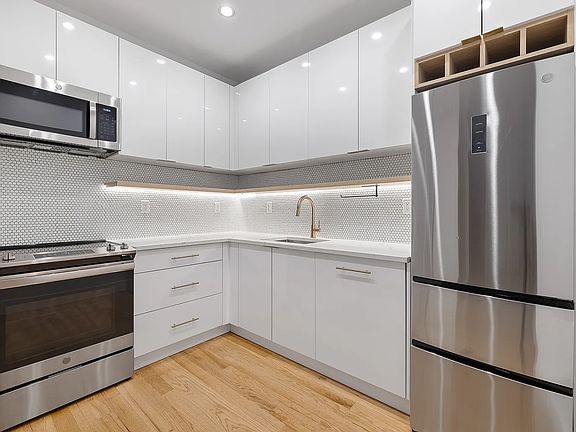 2nd image of 150 Eagle St #5F