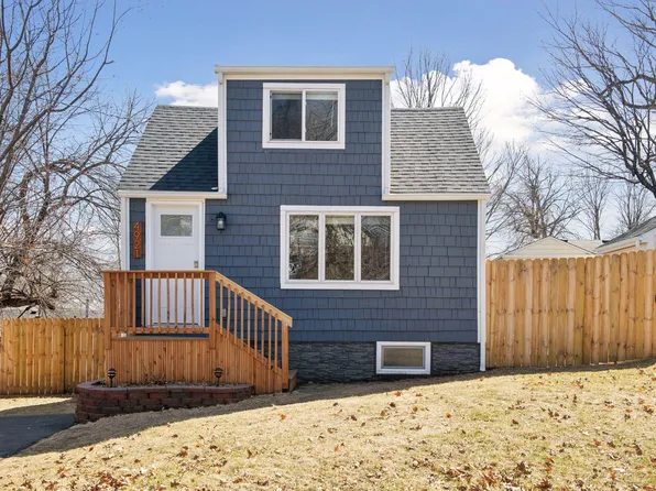 4921 Tuxedo Blvd, Mound, MN 55364