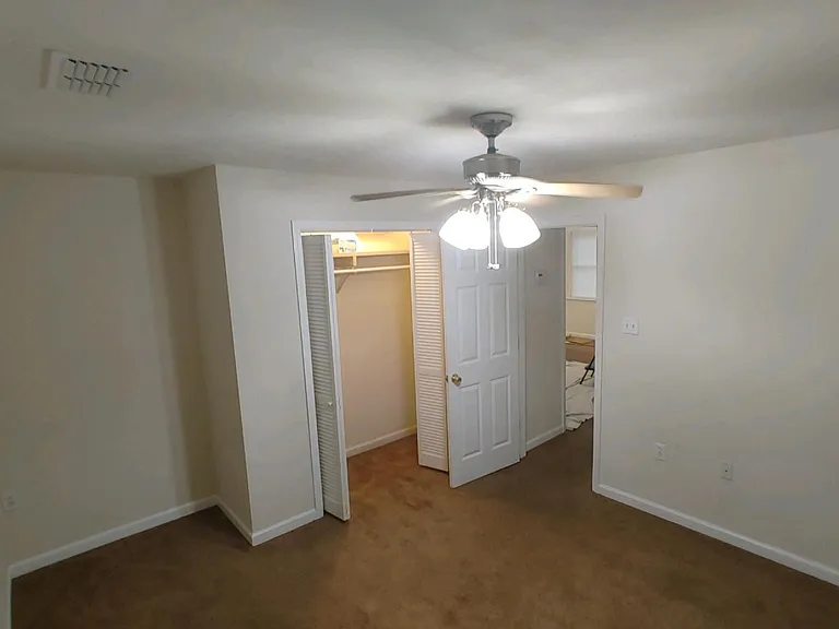 5765 Cameron Blvd — Photo 7