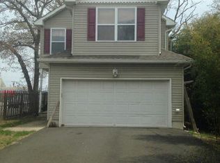 1 Swan Blvd, Toms River, NJ 08753