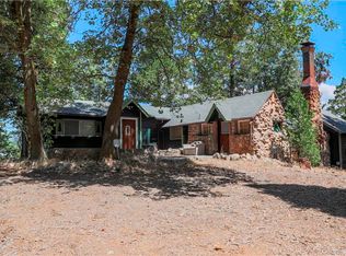 1015 Mars Way, Crestline, CA 92325
