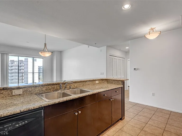 8255 Las Vegas Blvd S #715 — Photo 10
