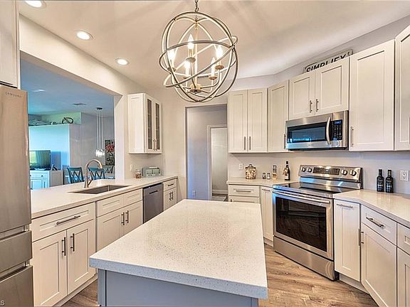 4th image of 5945 Sand Wedge Ln Unit 1001