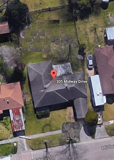 Top view - 305 Midway Dr
