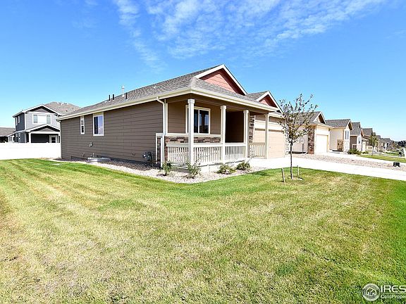 2nd image of 816 Finch Dr