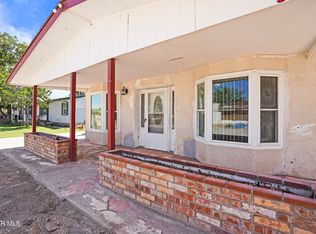 306 SW A St, Fabens, TX 79838