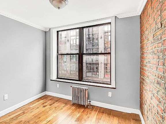 3rd image of 115 Mulberry St APT 3r