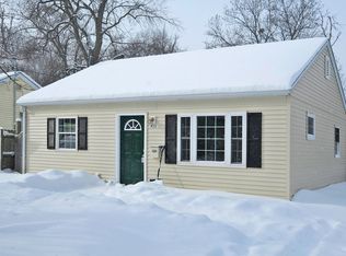 711 Ira Ave, Kalamazoo, MI 49048