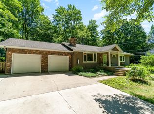 2550 N Arbutus Ct, Midland, MI 48642