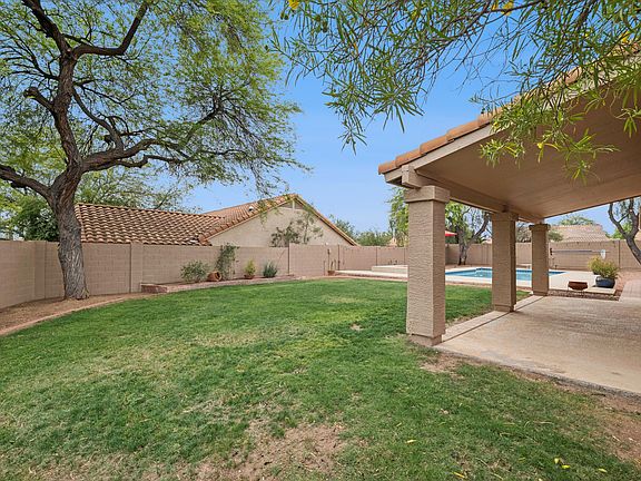 5th image of 4034 E Cascalote Dr