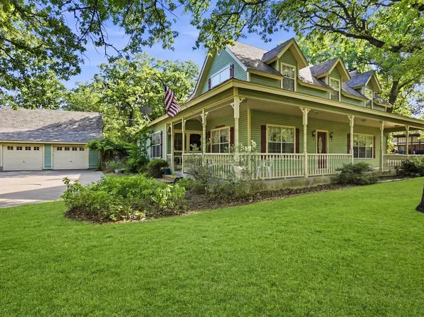 1000 Barry Ln, Cleburne, TX 76031