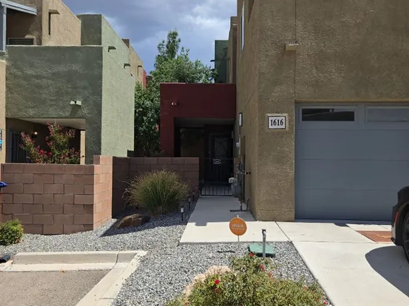 1616 Volponi Dr SE, Albuquerque, NM 87123