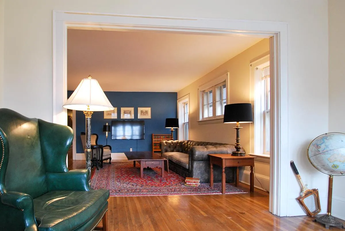 2449 Overlook Rd — Photo 3