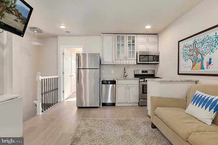 1720 H St NE #B — Photo 20