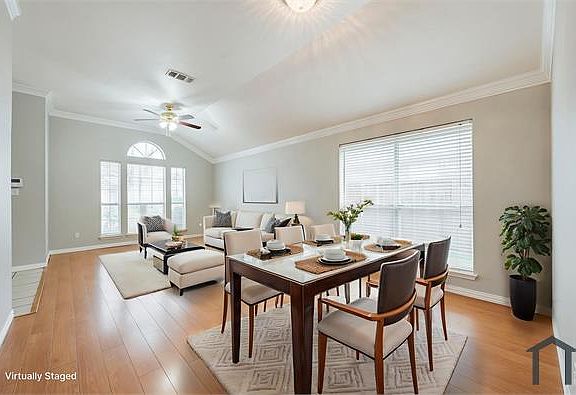 4th image of 5900 Rising Meadow Dr