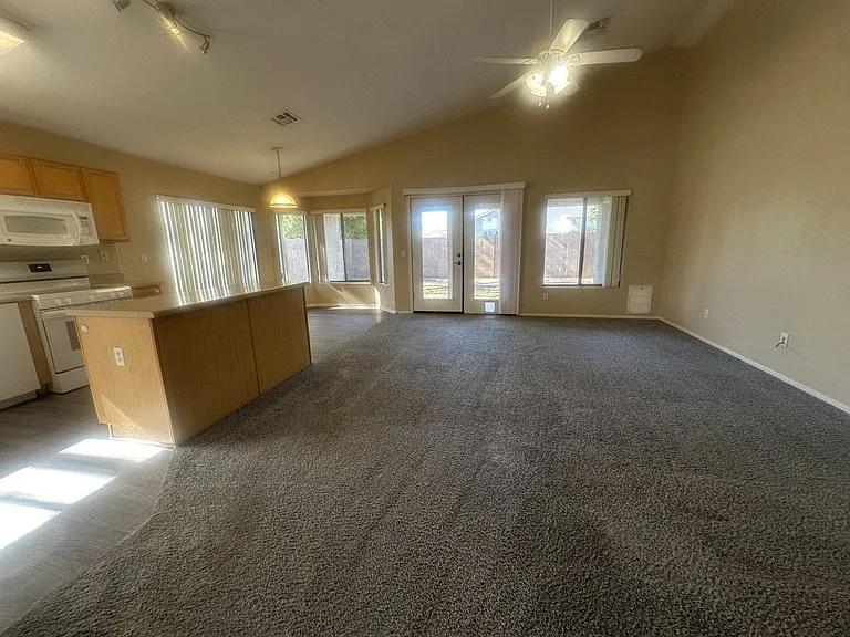 3285 E Ford Ave — Photo 9