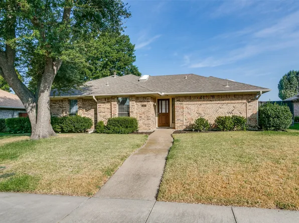 1927 E Branch Hollow Dr, Carrollton, TX 75007