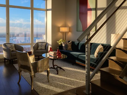 Rented by Halstead Real Estate | media 21