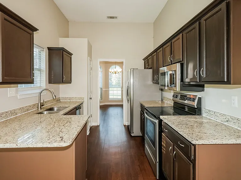 90 Oak Ridge Cv — Photo 8