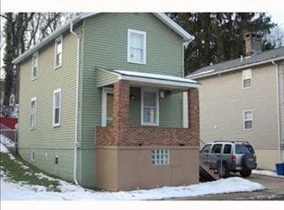 18 Zeller St, Greensburg, PA 15601