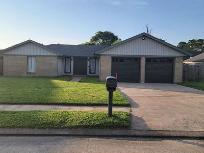 3167 Capitan Dr, Port Neches, TX, 77651