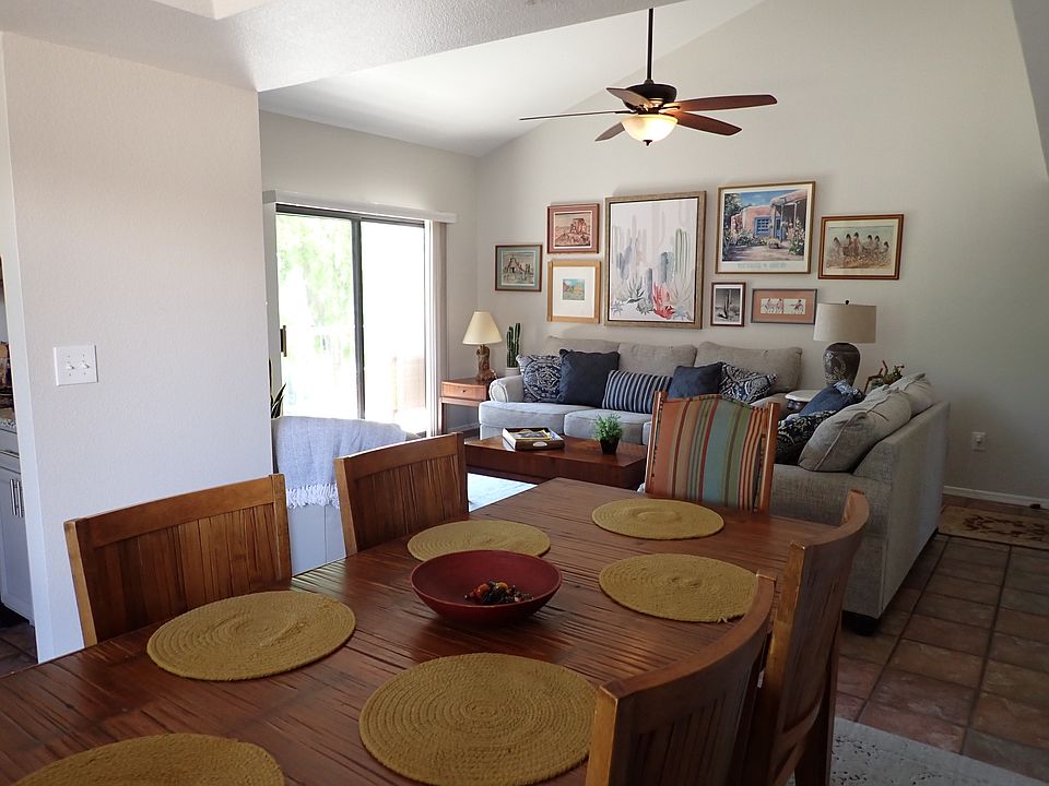 Dining/ Living room