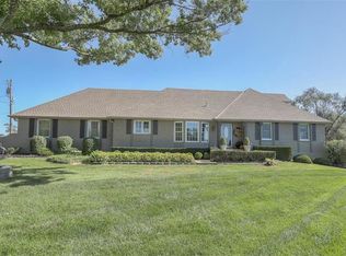13115 S Lakeshore Dr, Olathe, KS 66061