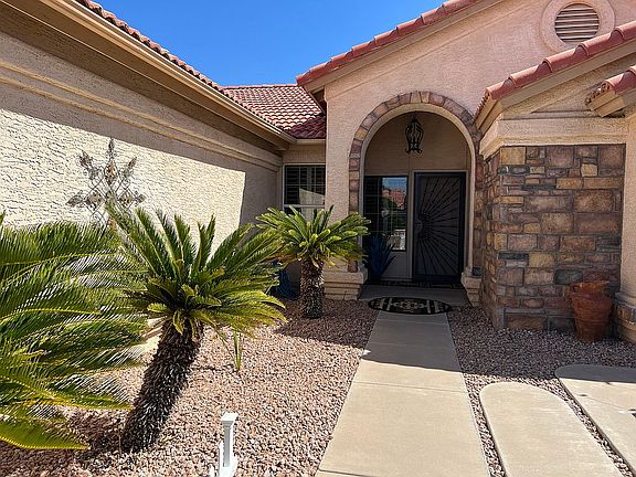 4th image of 9317 E Coopers Hawk Dr